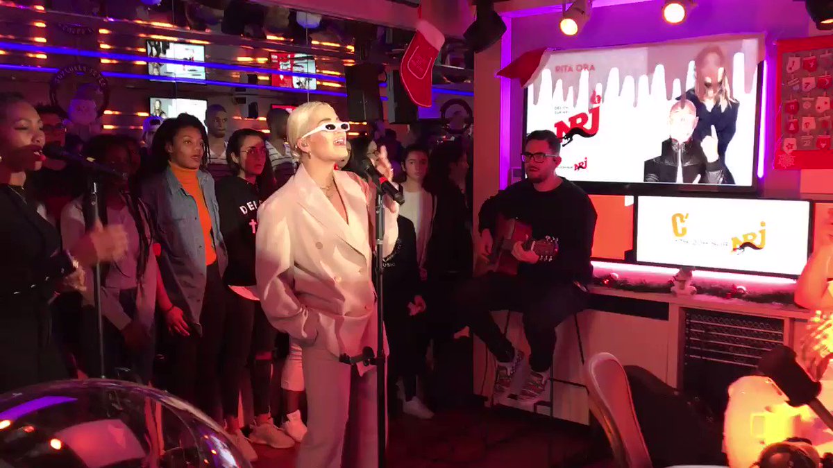 RT @NRJhitmusiconly: Elle est en live sur NRJ ! @RitaOra est chez @cauetofficiel #RitaOraChezCauetSurNRJ https://t.co/lUGuon9Iq0