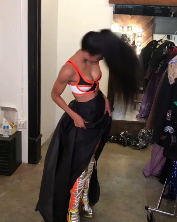 Boomerang Be Like Excrusse Me.. @wonderlandmag https://t.co/fsvyFS1Jbg