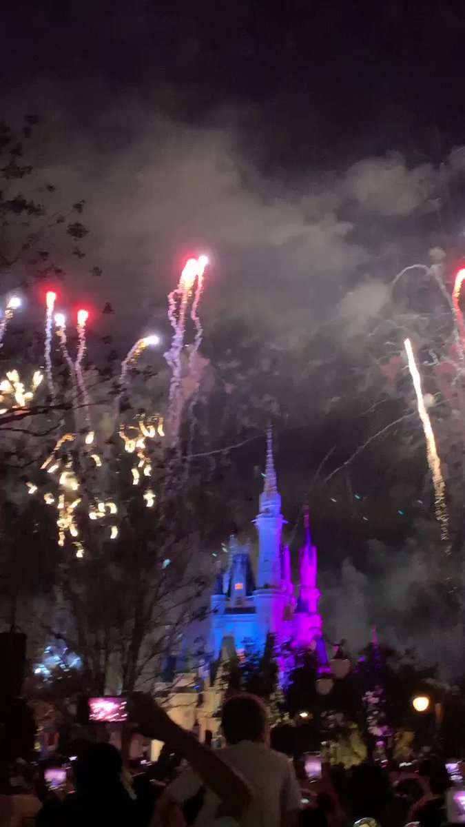 We only have one life so life it to the fullest !!!! 2019 do things you have never done before ! https://t.co/8tKTIlyJjw