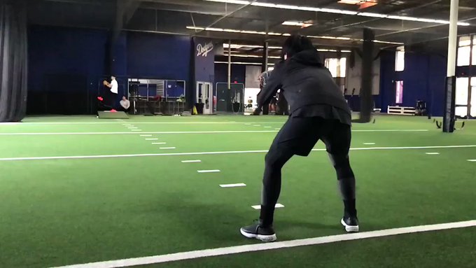 特にどうってことない動画ですが、、、⚾︎とりあえず、 #キングダム #53巻 を早く読みたい😳 特にどうってことない動画ですが、、、⚾︎とりあえず、 #キングダム #53巻 を早く読みたい😳