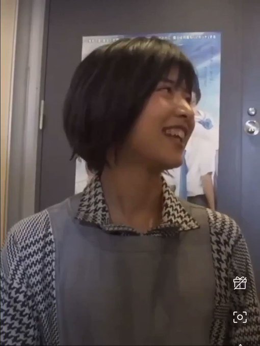 サクラダリセット舞台挨拶前のLINE LIVEで結菜ちゃんが隣にいる健太郎くんの方によろけちゃって健太郎くんが「大丈夫? サクラダリセット舞台挨拶前のLINE LIVEで結菜ちゃんが隣にいる健太郎くんの方によろけちゃって健太郎くんが「大丈夫?