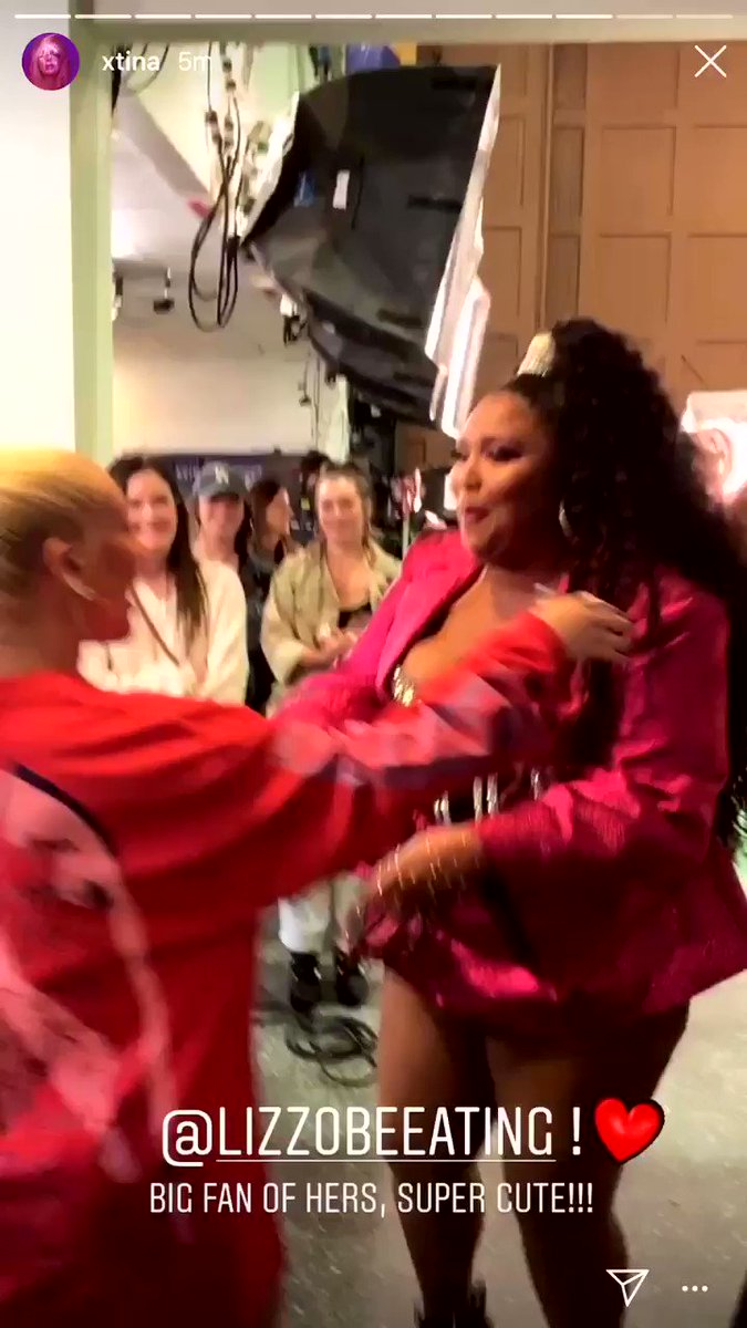 RT @106th: omg @xtina and @lizzo meeting is so pure and fun ???? two queens! ???? https://t.co/qTbevw5uDr