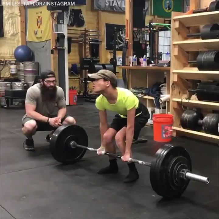 RT @espn: This athlete with cerebral palsy just deadlifted 200 pounds ... and he only weighs 99 ???? https://t.co/KBRkXRNUG7