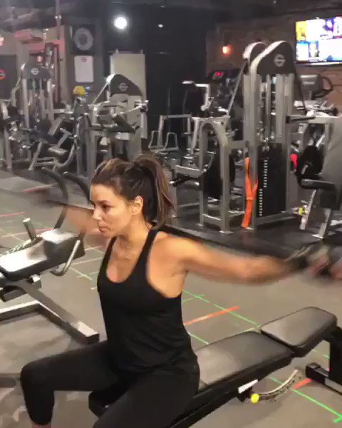 Here we go! Starting out the week right! ????????‍♀️ #MotivationMondays https://t.co/Ev7T9Zm5MB