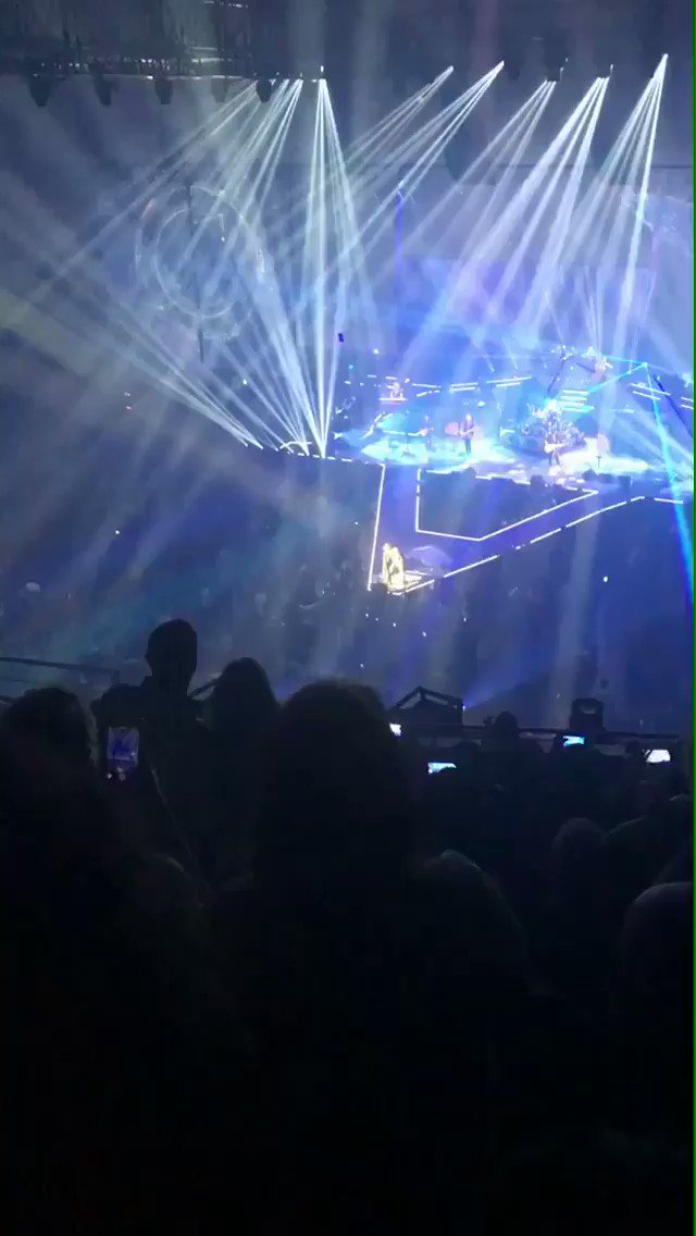 RT @politicoalex: If you’re in Vegas, go see @IamStevenT and AEROSMITH https://t.co/LYM2Xwn0ai