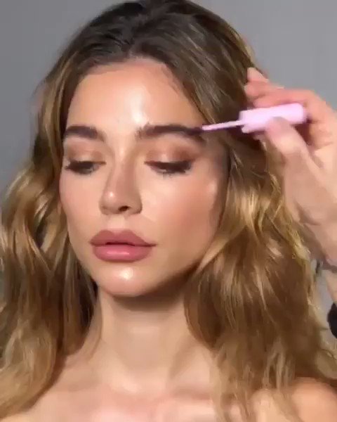 RT @kyliecosmetics: Kybrow Gel ????✨ made to last! 4/29 https://t.co/SEiwNQfV5B