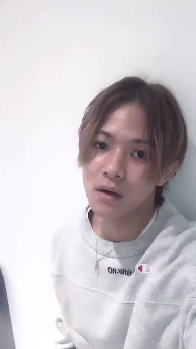 この後12時半からインスタライブしまーす!GWでお休みの方もお仕事や学校の方はお昼休みだったりとか…タイミングが合えば是 この後12時半からインスタライブしまーす!GWでお休みの方もお仕事や学校の方はお昼休みだったりとか…タイミングが合えば是
