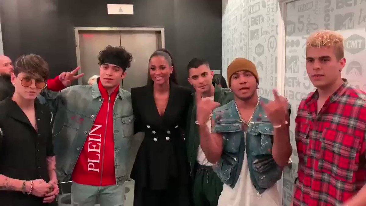 RT @ciara: @CNCOmusic has a message for you!! ???????? https://t.co/LfbRdjOddQ