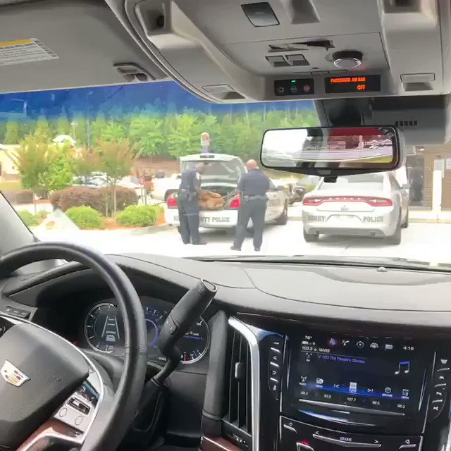 ATL Shawty, ????‍♂️Henry County Police got some shit. LOL #lecheminduroi #bransoncognac https://t.co/VzI1ISW4UI