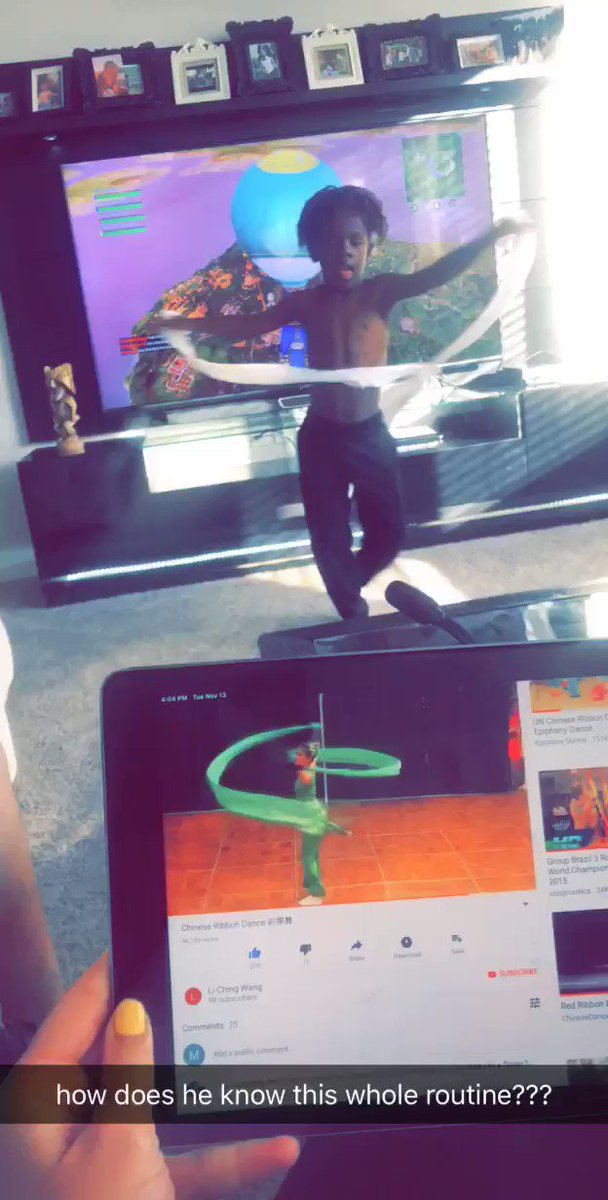 RT @victoriacrosby_: my brother started doing a ribbon dance and i looked down at the ipad and was shook lmao https://t.co/JsoO1Ckiop