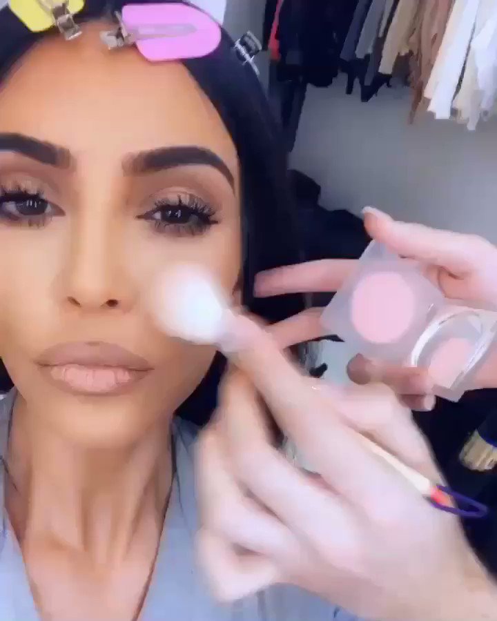 ✨ @kkwbeauty 4th of July Sale is over tonight! https://t.co/PoBZ3bhjs8 https://t.co/N4HhJ4LKqj