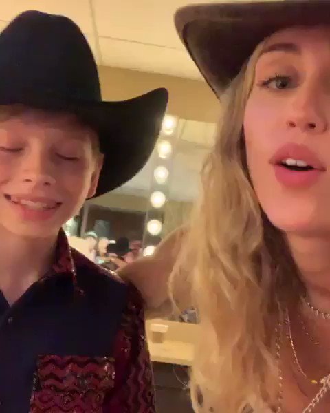 I’m gonna take @masonramsey to the old town road .... cause he can’t drive yet ???? ???? https://t.co/uyBztENboC