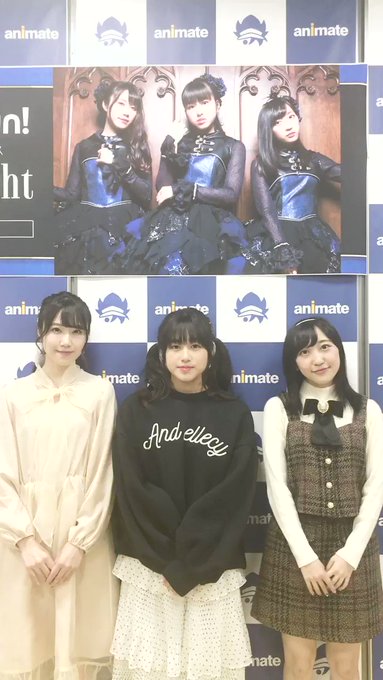 ⚔━━━━━━━━━⚔ ♬ Share the light ♬ Run Girls, Run! ⚔━━━━━━━━━⚔ ♬ Share the light ♬ Run Girls, Run!
