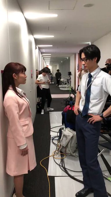 そろそろヲタ恋の公開ですが、やっとファイルから見つけた壁ドン王子の壁ドン練習風景をお届けします!🤣🤩 そろそろヲタ恋の公開ですが、やっとファイルから見つけた壁ドン王子の壁ドン練習風景をお届けします!🤣🤩