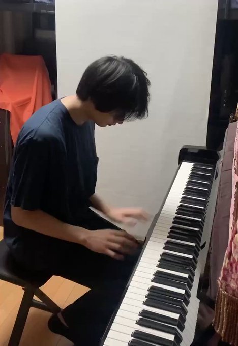 おまたせまたあげるねと言ってから半年以上がたちました…ごめんね💦〜東京喰種トーキョーグール unravel/血界戦線 シ おまたせまたあげるねと言ってから半年以上がたちました…ごめんね💦〜東京喰種トーキョーグール unravel/血界戦線 シ