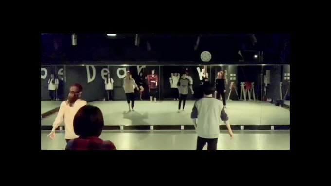 ダンスってやっぱり素敵なものだなぁ。。こんな風に踊れることが当たり前ではないということが身に染みる、。早く何も気にせず踊 ダンスってやっぱり素敵なものだなぁ。。こんな風に踊れることが当たり前ではないということが身に染みる、。早く何も気にせず踊