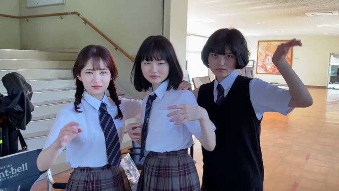 📚本日の文芸部✨待ち時間に撮影されたコンセプト謎の動画😂😂和紗×百々子×本郷先輩×風に吹かれた新菜🌬#ドラマイズム #荒 📚本日の文芸部✨待ち時間に撮影されたコンセプト謎の動画😂😂和紗×百々子×本郷先輩×風に吹かれた新菜🌬#ドラマイズム #荒
