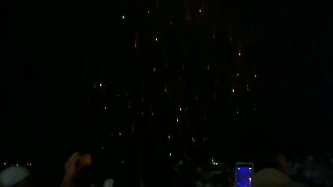 #あまんちゅ三期熱望花火2019年8月10日100名のあまんちゅ!と伊東ファンみんなの思いを込めて打上げました 『沢山の #あまんちゅ三期熱望花火2019年8月10日100名のあまんちゅ!と伊東ファンみんなの思いを込めて打上げました 『沢山の