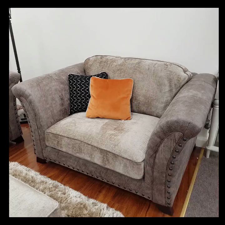 4 Seater + 2 Seater + Love Seat + Throne Chair... https://t.co/vlTH1fRJCE