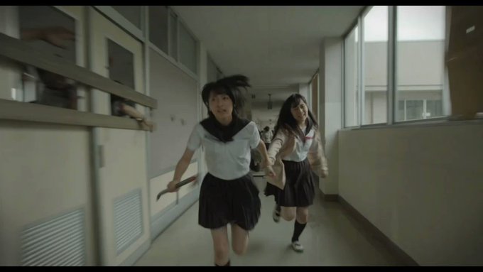 好きなショット手前みそ篇「がっこうぐらし!」。ロケハンの時からここは気合入れたいと言ってたところ。スタッフはもちろんエキ 好きなショット手前みそ篇「がっこうぐらし!」。ロケハンの時からここは気合入れたいと言ってたところ。スタッフはもちろんエキ