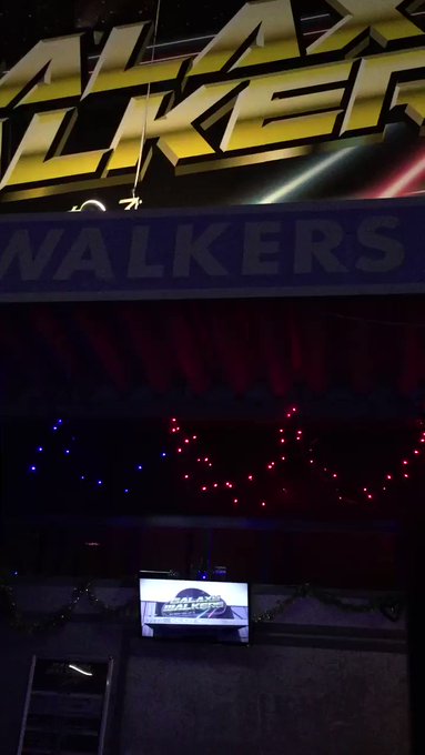 ヲタクに恋は難しいをレンタルしたーエンディングのエヴァっぽい曲がツボだ😊東武動物公園を思い出すな〜これもギリギリ💦 ヲタクに恋は難しいをレンタルしたーエンディングのエヴァっぽい曲がツボだ😊東武動物公園を思い出すな〜これもギリギリ💦
