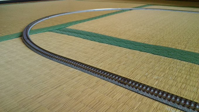 Double Decker Liner 215系完成しました。1993年頃の快速アクティに仕立てました。他社製のシールと Double Decker Liner 215系完成しました。1993年頃の快速アクティに仕立てました。他社製のシールと