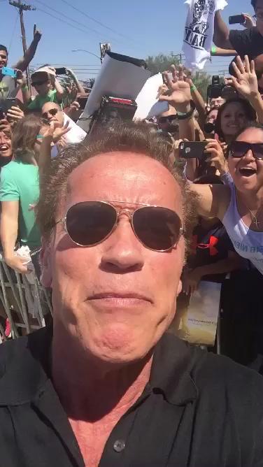I was so proud to make the Marines at @USMC Camp Pendleton the first audience in the U.S. to see @Terminator. http://t.co/gR3ZqZYPZr