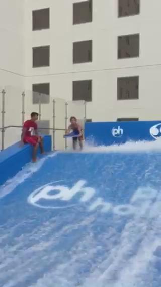 We found some waves to ride in the desert ???? #FlowRider @PHVegas http://t.co/C9woA6L6Ro