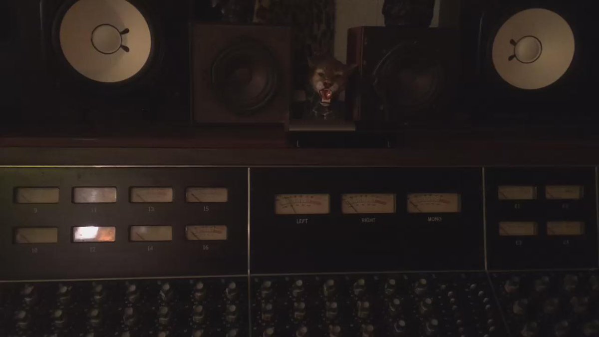 RT @TheRyanAdams: Blank Space clip
@taylorswift13 #1989 
:  ) http://t.co/1aaz46U4Ui