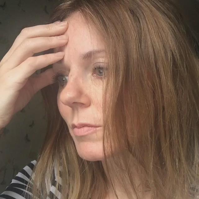 Morning. I'm in the middle of writing , just wanted to say hello@, I'm thinking of you. Happy Friday. ✌️ https://t.co/njw1N7KDx2