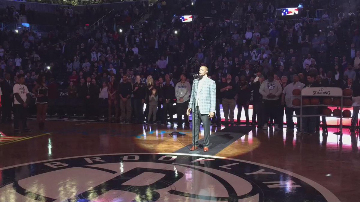 RT @barclayscenter: Incredible rendition of the National Anthem by @rkelly at the @BrooklynNets game! https://t.co/vIoJc4SNbx