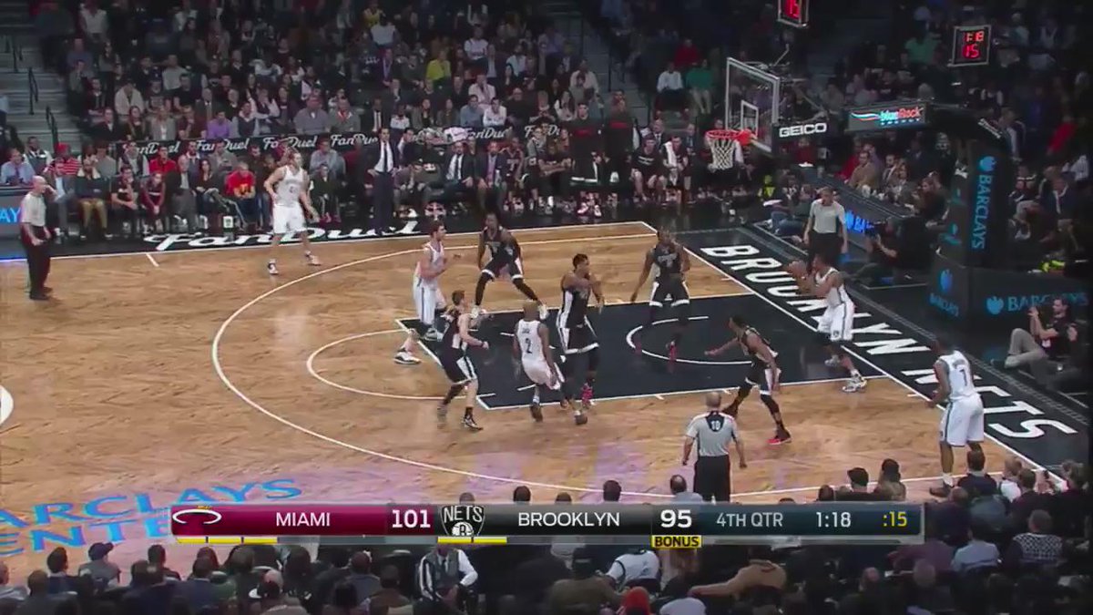 RT @MiamiHEAT: Dwyane Wade block?

Another one. #NBAVote ⚡️✋ https://t.co/4REp4llhFV