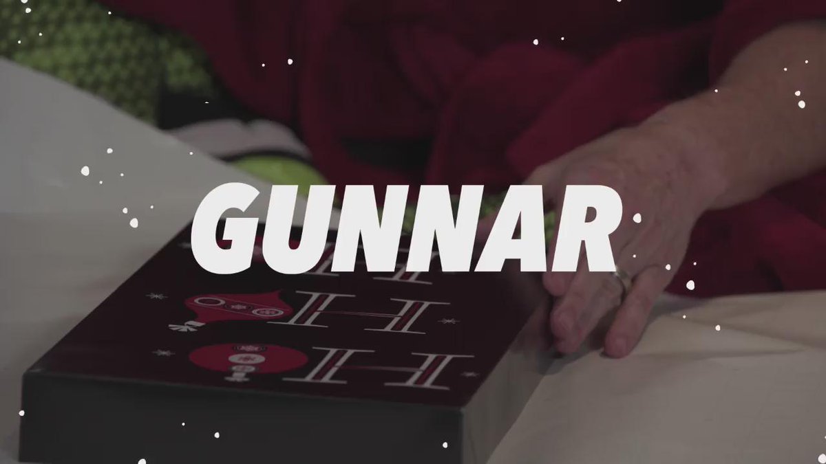 The holidays are over… & the workouts begin!!! One last @Gunnar workout vid on my app dolls! https://t.co/qSTCVteJAf https://t.co/US7AX7ikme