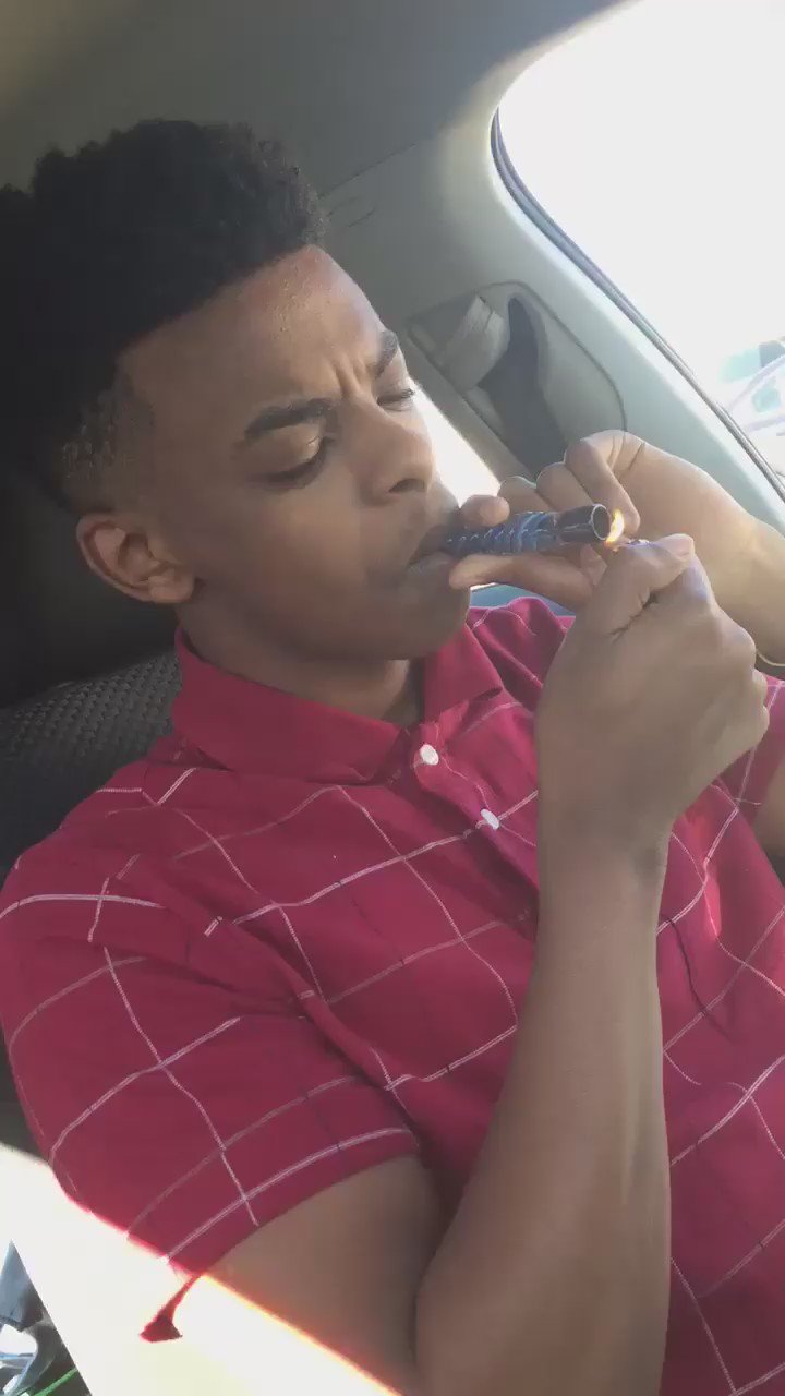He went in 😳🔥
https://t.co/DlO3E2MREt