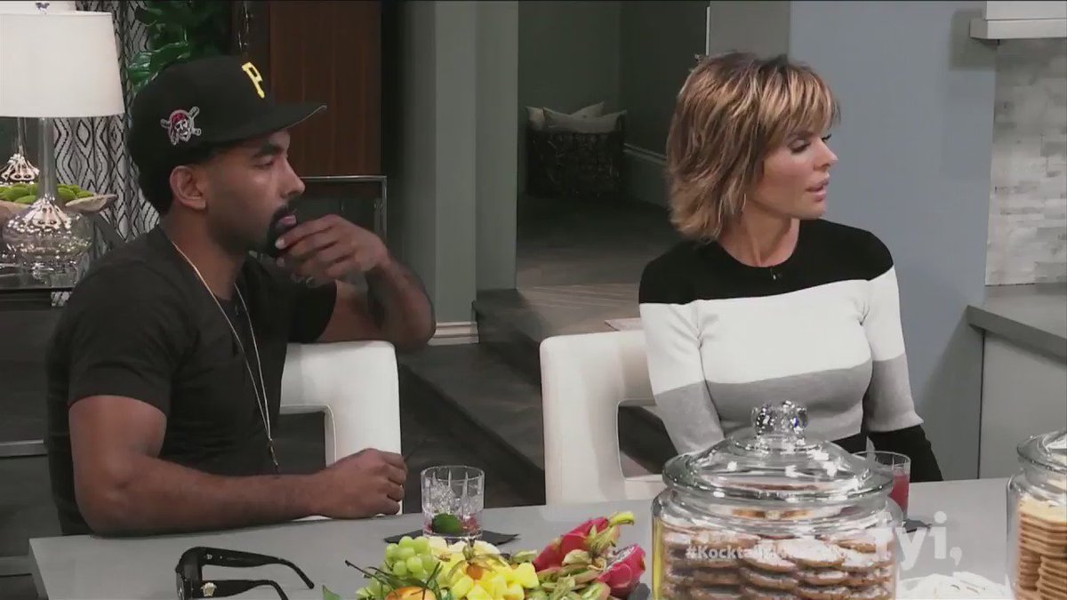 Never settle!!! #kocktailswithkhloe https://t.co/H1lJGGRRCn