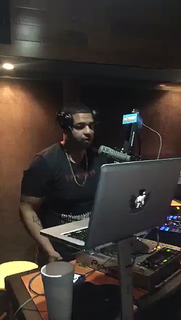Let's go!!!  @shade45 
@trendsettersense
@djdrama 
@doncannon 
@sarahvivan https://t.co/N6anTqDBdY