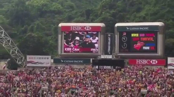 Finishing 2nd day of #HK7s with #kisscam action #hoffstyle. See you all tomorrow. Love, The Hoff https://t.co/wjr8Cyer18