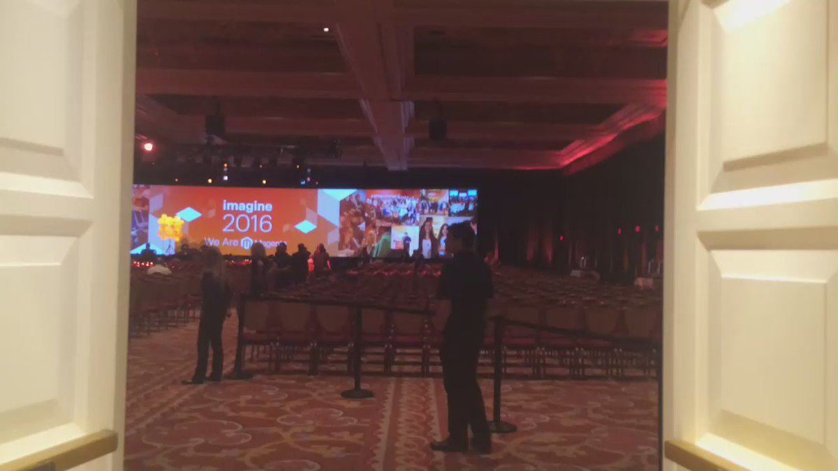 _Talesh: Walking in the General session at #MagentoImagine https://t.co/FEsm2oBC6k