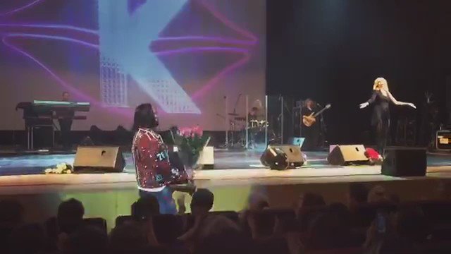 RT @fkirkorov: Так и встречаемся — на гастролях :)

В Екатеринбурге прямо сейчас на концерте Кристины Орбакайте @Orbakaite_K https://t.co/p…