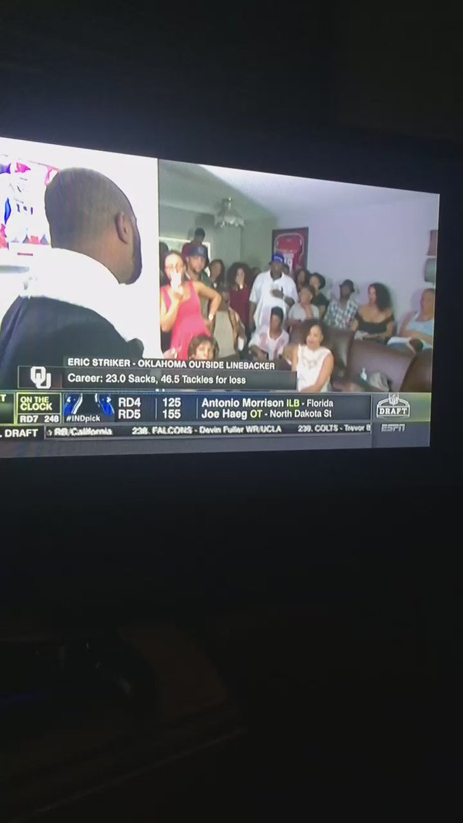 eric striker drafted undrafted bills go him buffalobills draft speech oklahoma great TayMunroe_Fuego