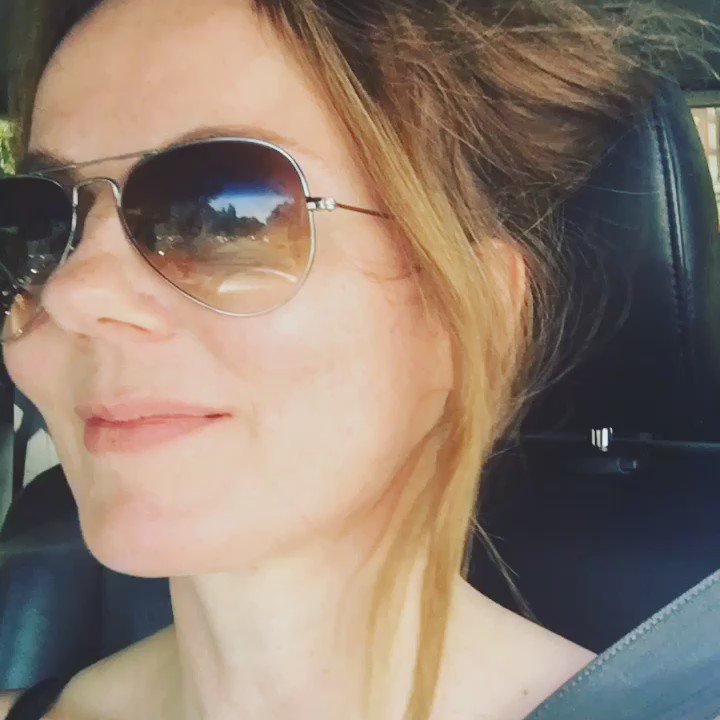 Everything's better in the sunshine https://t.co/FmJxdDtmEx