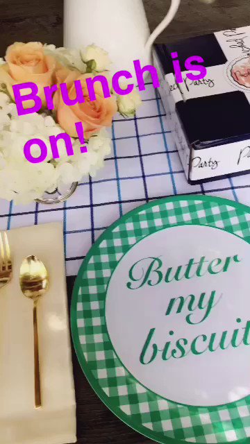 It’s #NationalBrunchDay y’all! So excited to share the @draperjames #BrunchCollection ???? Happy brunchin’ folks ???? https://t.co/dnfgK9wkHj