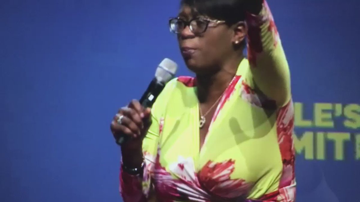 RT @RoseAnnDeMoro: Powerful speech by @ninaturner, Chicago is giving her a standing ovation! We're ready for the Revolution! #PPLSummit htt…