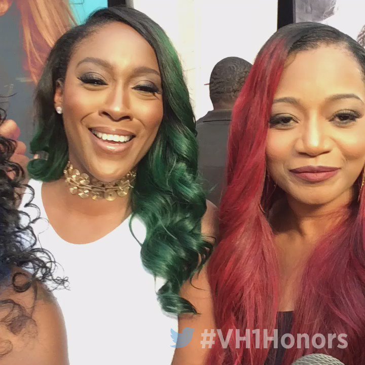 RT @balleralert: Baller Alert's 'You Guessed It' with @TheSaltNPepa at #VH1Honors https://t.co/zMg3J1yU2y