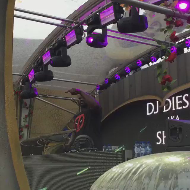 RT @AllDefDigital: .@SHAQ AKA DJ Diesel killin' it at Tomorrowland ???????????? https://t.co/REgUAm89Ev
