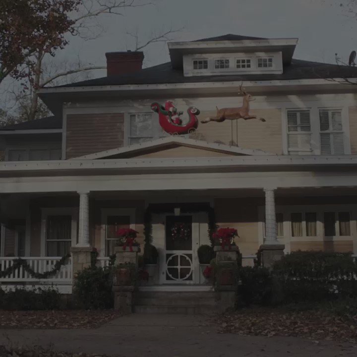 RT @AlmostChristmas: Deck the halls with dysfunction. #AlmostChristmas https://t.co/MGafx6XOsC