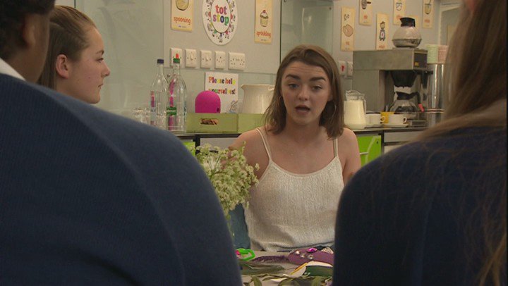 RT @bbcpointswest: #GameofThrones star @Maisie_Williams helps @NSPCC campaign to encourage people to report abuse. https://t.co/7VwWoMEQBD