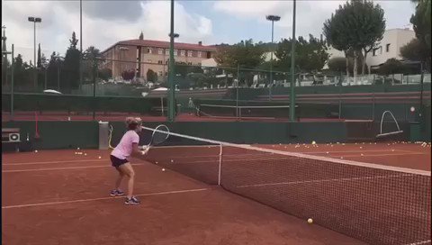 Working on my volley!! https://t.co/3FaD9OvHjz
