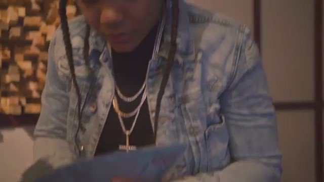 RT @GlockRivers: Young M.A is a problem.. Straight Up ???????????????? https://t.co/TZXjlJSs7p