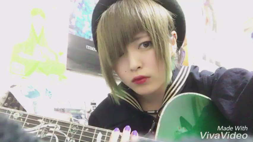 【花粉症の歌】 大事なことが言えない。 歌えずストレス溜まってます。 鼻と喉が\(^o^)/ #30秒動画 #30秒弾き語り #カノエラナ